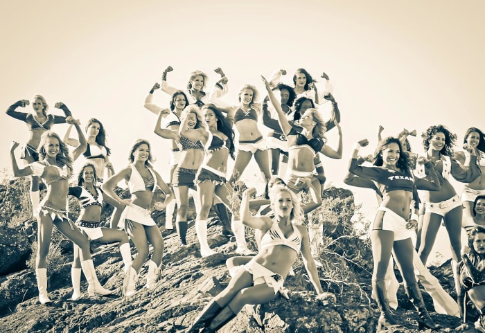 03-Pro_Bowl_Cheer-LS-2232_0.jpg